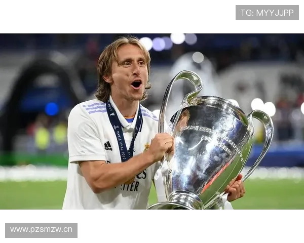 莫德里奇家冰箱里只有鸡胸肉和水，这人是真实存在的吗