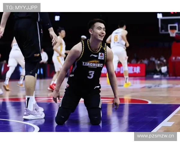 赵继伟家的冰箱里塞满蛋白粉，连饮料都喝零卡的