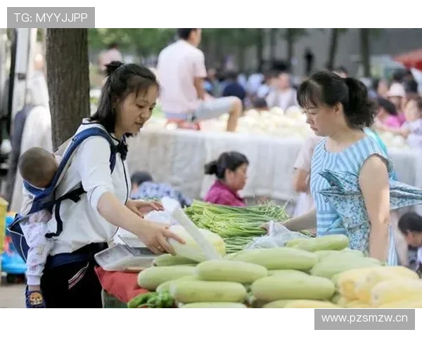 高磊训练完直接去接孩子放学，背的包比我妈买菜还旧